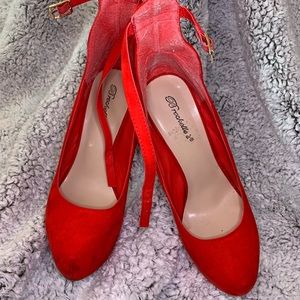 Red pumps